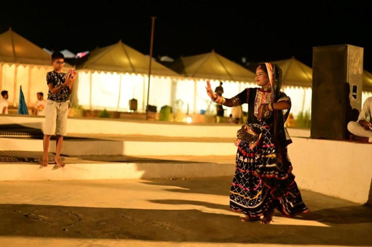 ג'איסלמר Ozaki Desert Camp & Resort מראה חיצוני תמונה